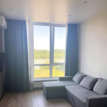 Продается 1-комнатная квартира, 37 м²