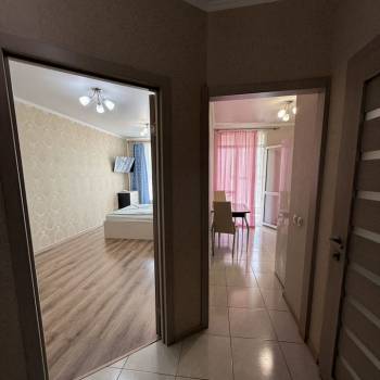 Сдается 1-комнатная квартира, 40 м²