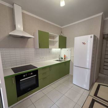 Сдается 1-комнатная квартира, 40 м²