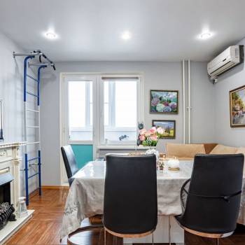 Сдается 2-х комнатная квартира, 90 м²