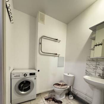Продается 1-комнатная квартира, 36 м²