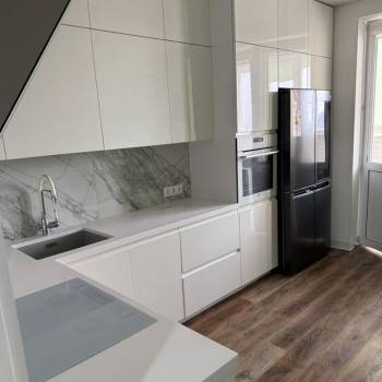 Продается 1-комнатная квартира, 37,3 м²
