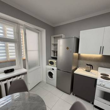 Сдается 1-комнатная квартира, 41 м²