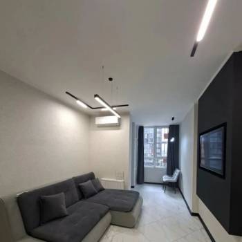 Продается 1-комнатная квартира, 40,6 м²