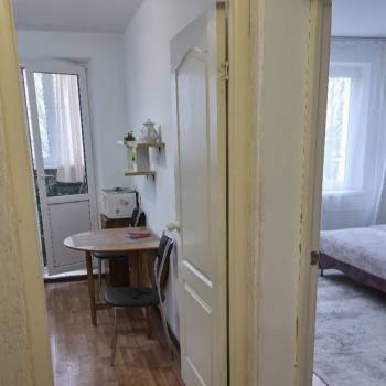 Продается 1-комнатная квартира, 35 м²