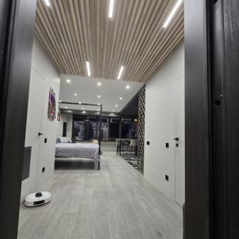 Продается 1-комнатная квартира, 52 м²