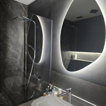 Продается 1-комнатная квартира, 52 м²