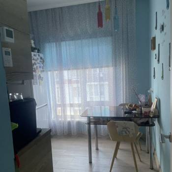 Продается 1-комнатная квартира, 47 м²