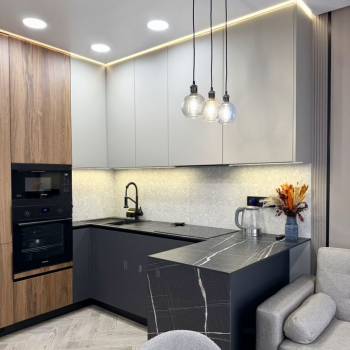 Продается 1-комнатная квартира, 46 м²