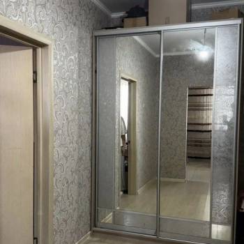 Продается 1-комнатная квартира, 48 м²