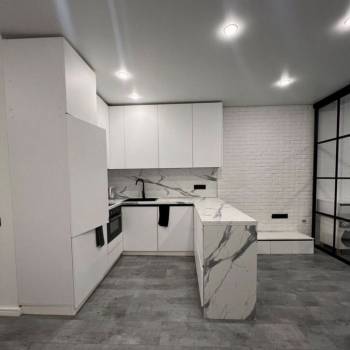 Продается 1-комнатная квартира, 37,4 м²