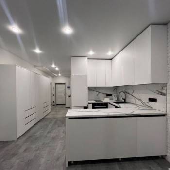 Продается 1-комнатная квартира, 37,4 м²