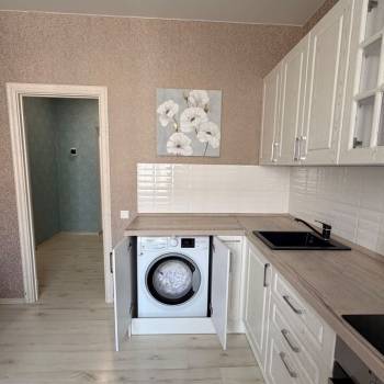 Сдается 1-комнатная квартира, 35 м²