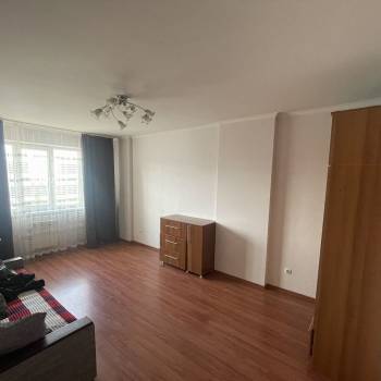 Продается 2-х комнатная квартира, 57 м²