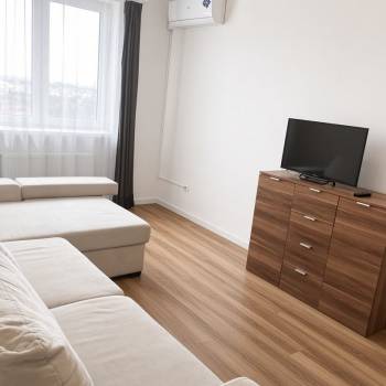 Сдается 1-комнатная квартира, 41 м²