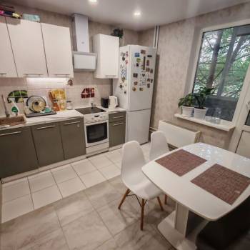 Продается 1-комнатная квартира, 40 м²