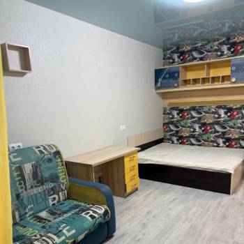 Продается 1-комнатная квартира, 41 м²