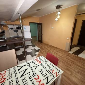 Сдается 2-х комнатная квартира, 65 м²