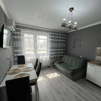 Сдается 1-комнатная квартира, 39 м²