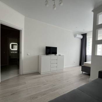 Сдается 1-комнатная квартира, 42 м²