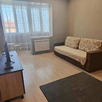Сдается 1-комнатная квартира, 39 м²