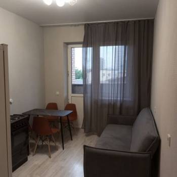 Сдается 1-комнатная квартира, 50 м²