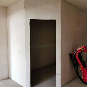 Продается 2-х комнатная квартира, 90 м²