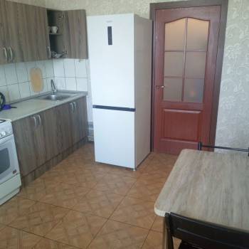Продается 1-комнатная квартира, 39 м²