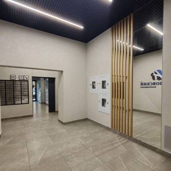 Продается 1-комнатная квартира, 40,6 м²