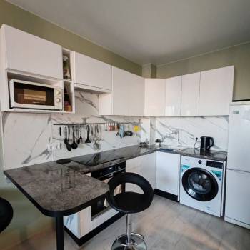 Продается 1-комнатная квартира, 40,6 м²