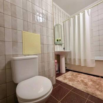 Продается 1-комнатная квартира, 40 м²