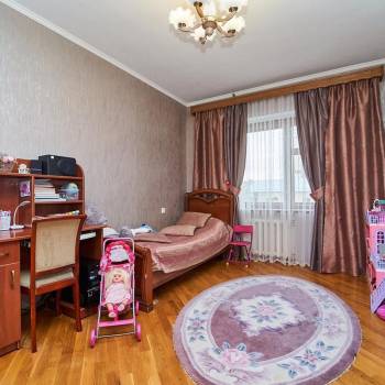 Продается Многокомнатная квартира, 88,6 м²