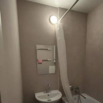 Продается 1-комнатная квартира, 40,5 м²