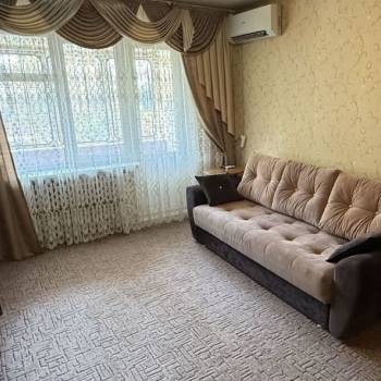 Продается 1-комнатная квартира, 38 м²