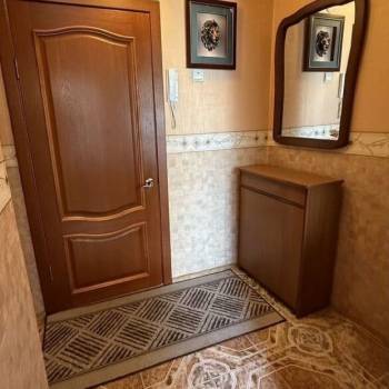 Продается 1-комнатная квартира, 38 м²