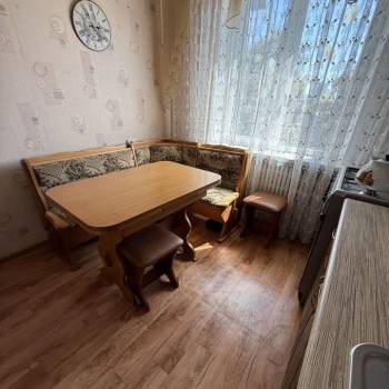 Продается 1-комнатная квартира, 38 м²