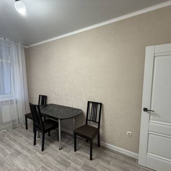 Продается 1-комнатная квартира, 38,5 м²