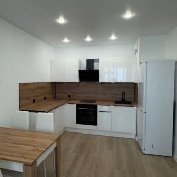 Сдается 2-х комнатная квартира, 64,7 м²