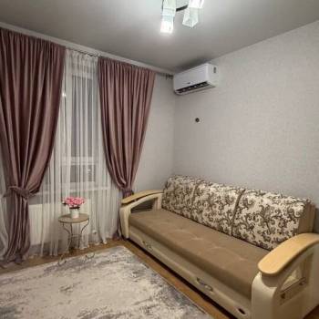 Сдается 1-комнатная квартира, 35 м²