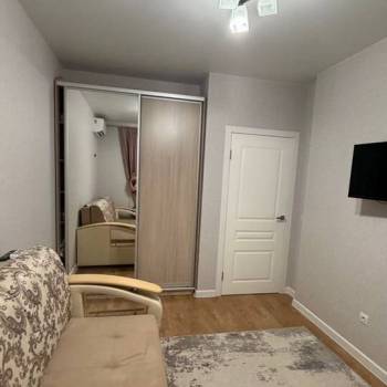 Сдается 1-комнатная квартира, 35 м²