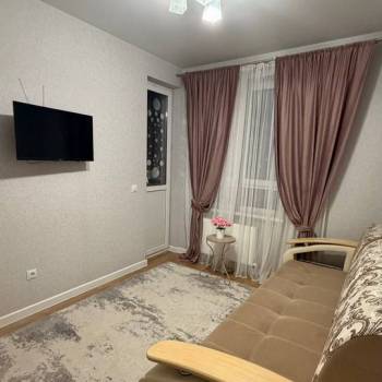 Сдается 1-комнатная квартира, 35 м²