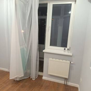 Продается 1-комнатная квартира, 42 м²