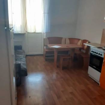 Продается 2-х комнатная квартира, 77,2 м²