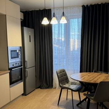 Сдается 1-комнатная квартира, 40,3 м²