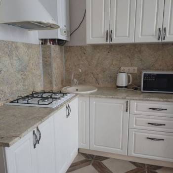 Продается 1-комнатная квартира, 44 м²