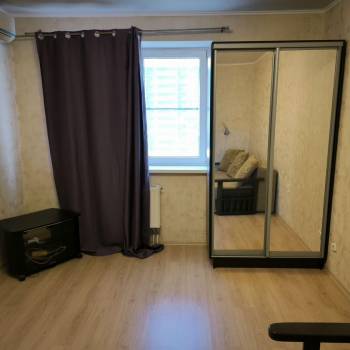 Сдается 1-комнатная квартира, 37 м²