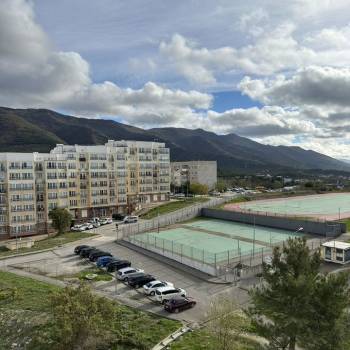Продается 1-комнатная квартира, 56 м²