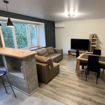 Сдается Многокомнатная квартира, 80 м²