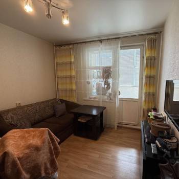 Продается 1-комнатная квартира, 35 м²