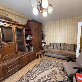 Продается 1-комнатная квартира, 35 м²